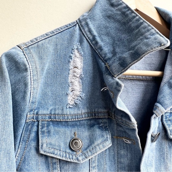 Noble U Women’s Jean Jacket Cropped size Small - Picture 4 of 9